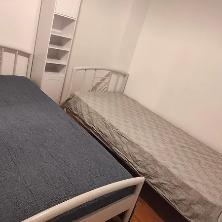 Appartement Spacious 2br Apt, 2 Min To Metro, Direct Airport Line *