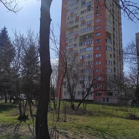 Διαμέρισμα Spacious 2br Apt, 2 Min To Metro, Direct Airport Line