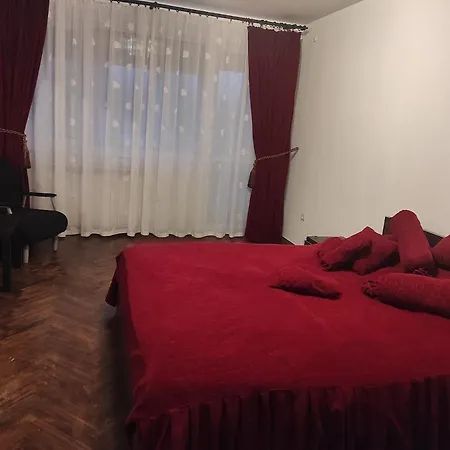 Apartament Spacious 2br Apt, 2 Min To Metro, Direct Airport Line